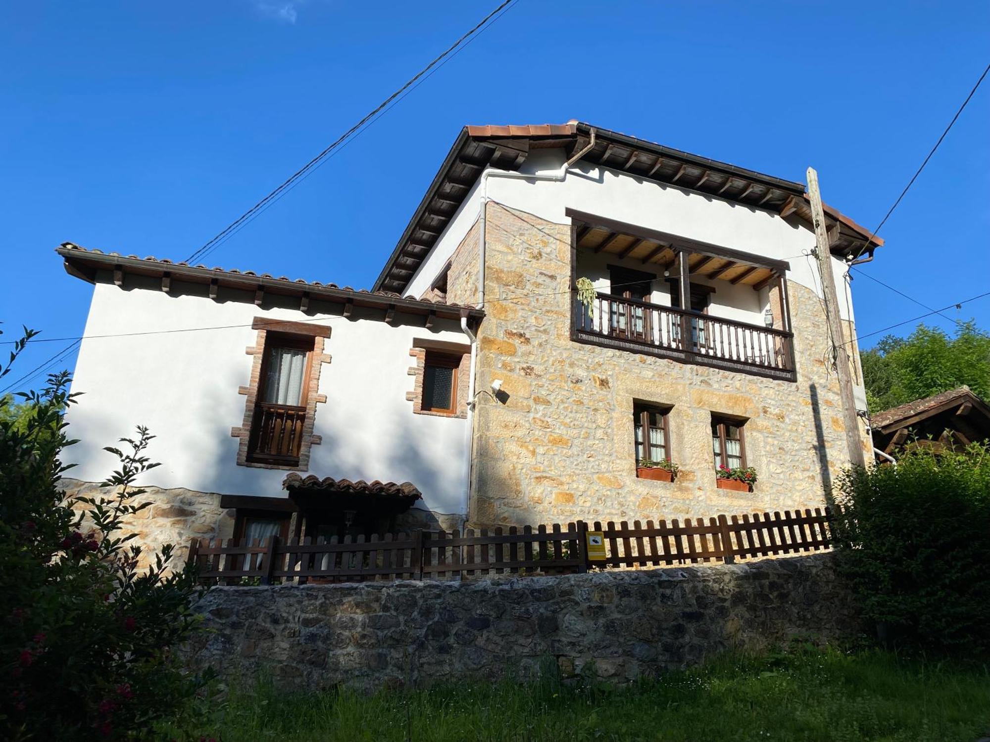 Apartamentos Rurales La Caviana Onís Exterior foto